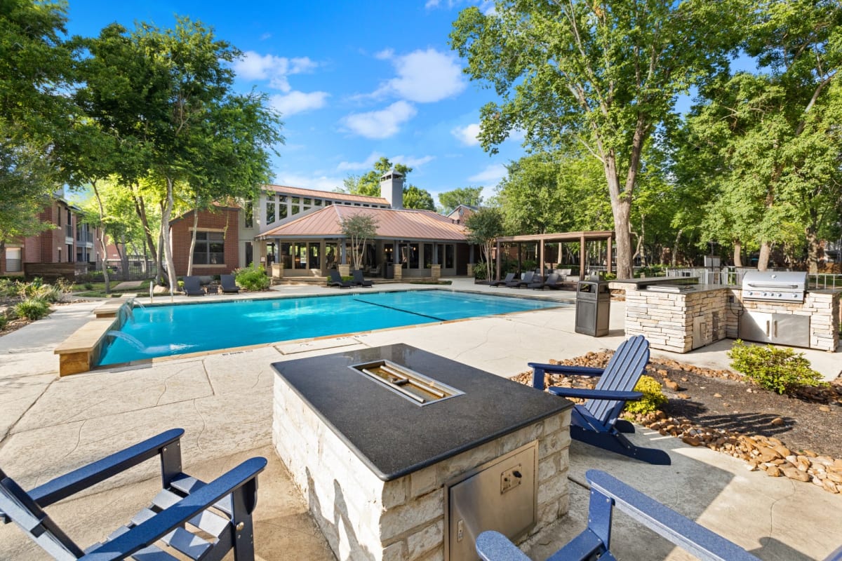 Photos Apartments Near Clear Lake, TX